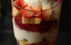 Mixed Fruit Yoghurt Parfait